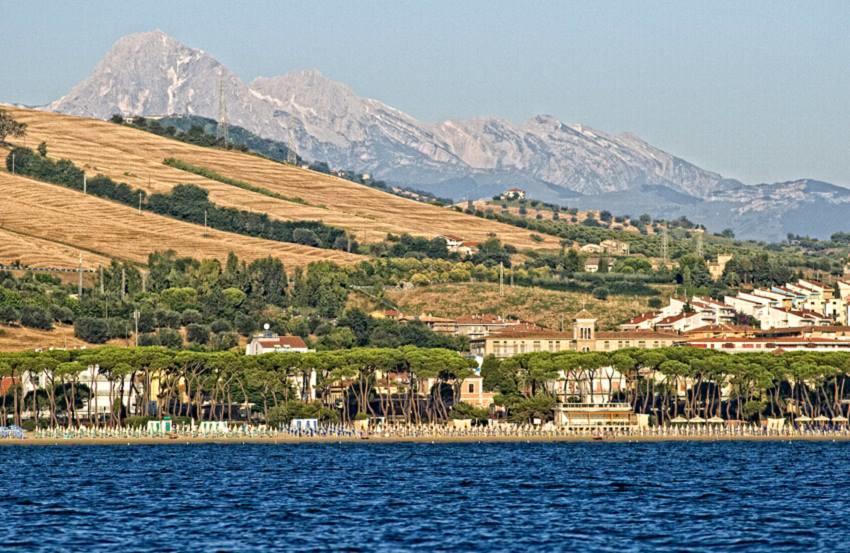 Hotel Bristol Pineto Εξωτερικό φωτογραφία